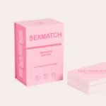 Jeu de cartes érotique pour couples dédié aux massages sensuels. Toucher, connexion et plaisir progressif. +18 ans.