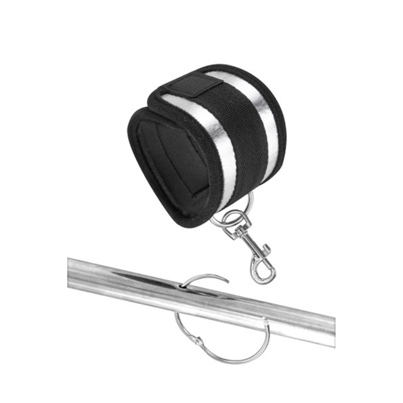 Barre de soumission avec menottes poignets chevilles