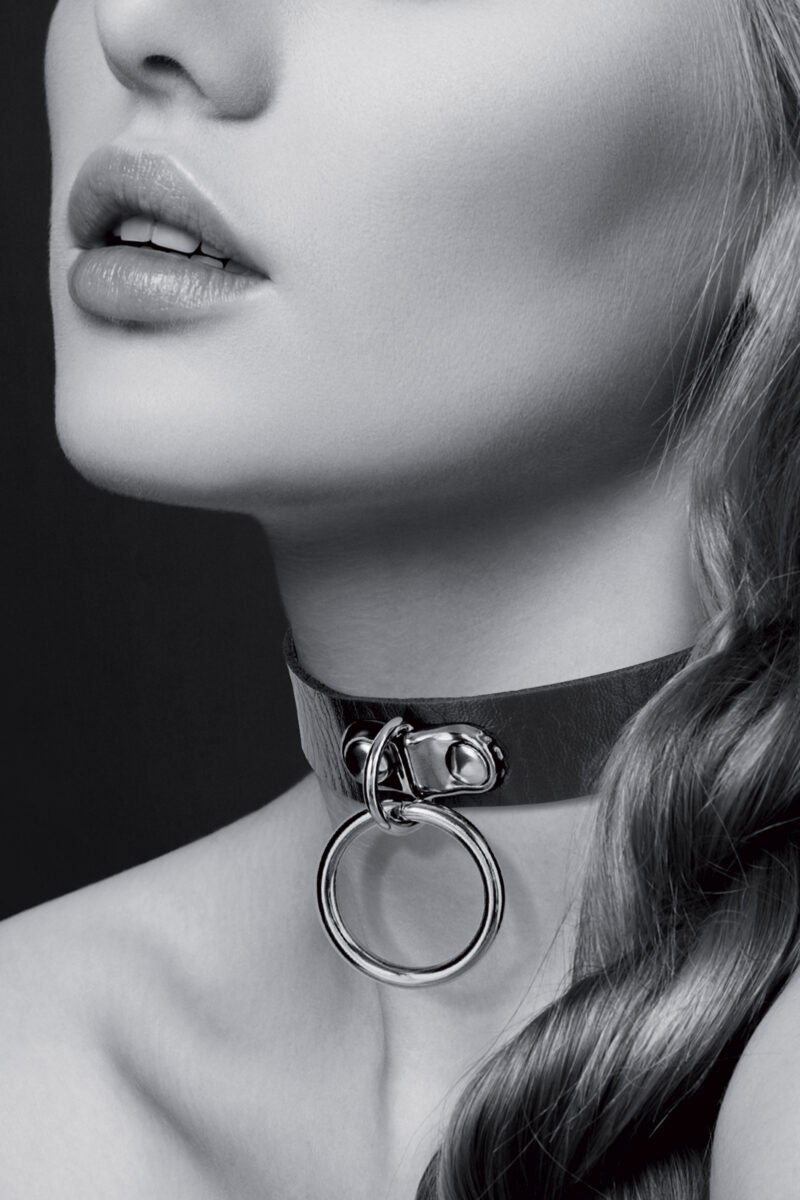 Collier ras de cou d’appartenance BDSM rouge ou noir