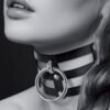 Collier large fétichiste avec anneau